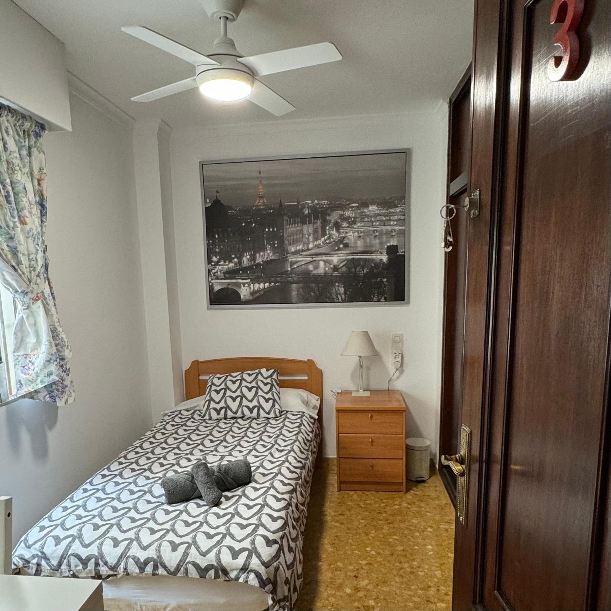 Habitaciones En Gandia A 5 Min Del Centro Historico Ngoại thất bức ảnh