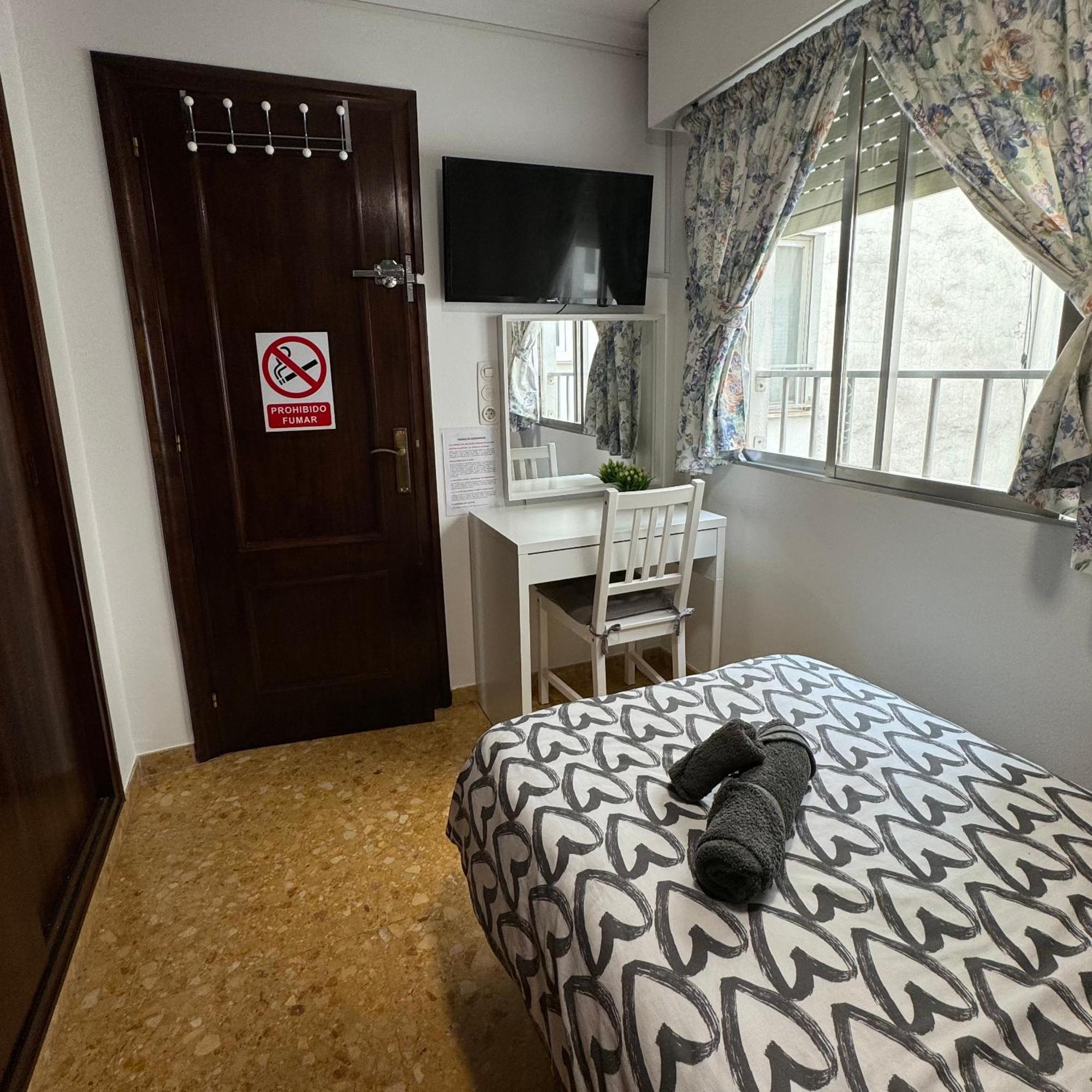 Habitaciones En Gandia A 5 Min Del Centro Historico Ngoại thất bức ảnh